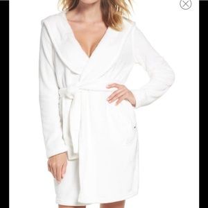 Ugg robe